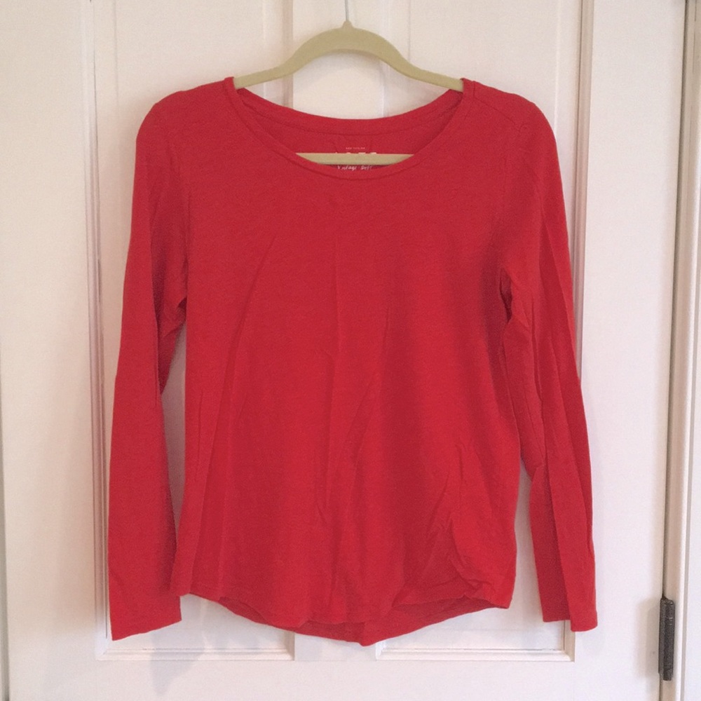 EUC flawless red cotton long sleeve tee